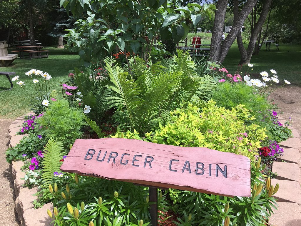 Burger Cabin