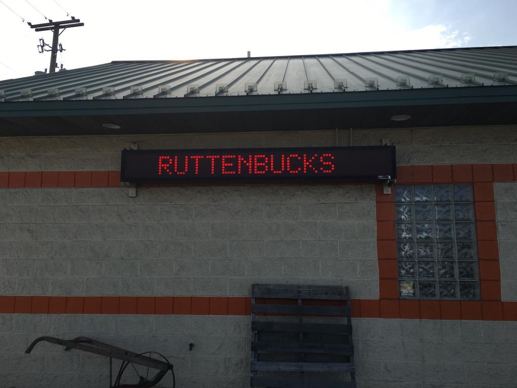 Ruttenbucks Bar & Grill