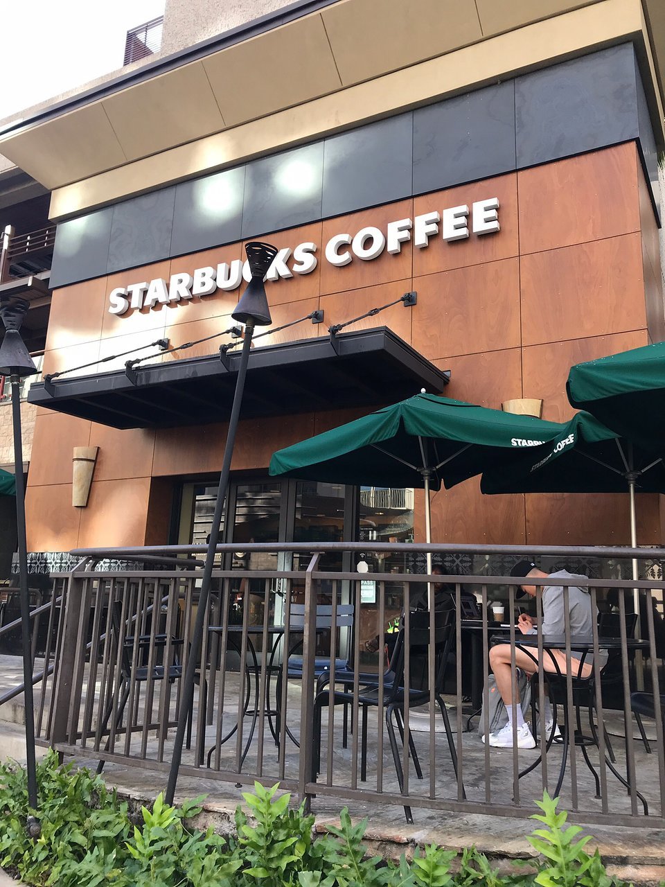 Starbucks Coffee Royal Hawaiian Center