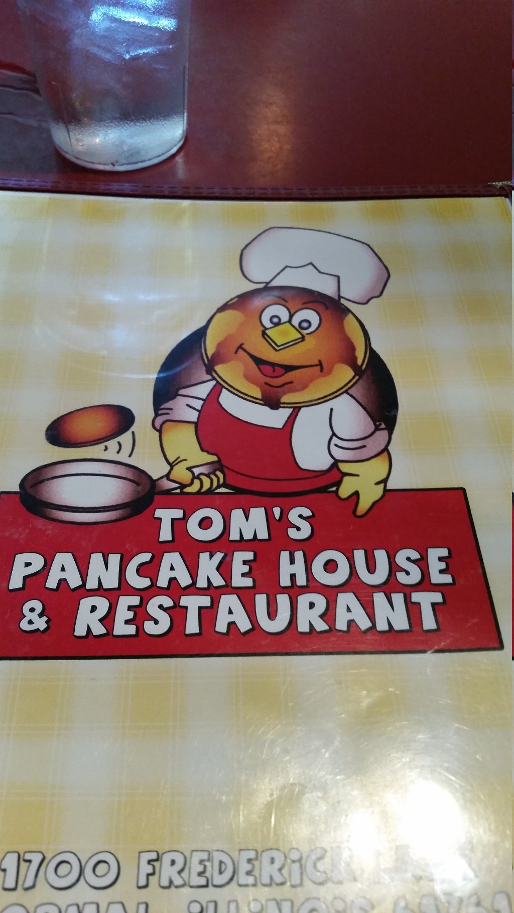 UNCLE Tom`s Pancake House