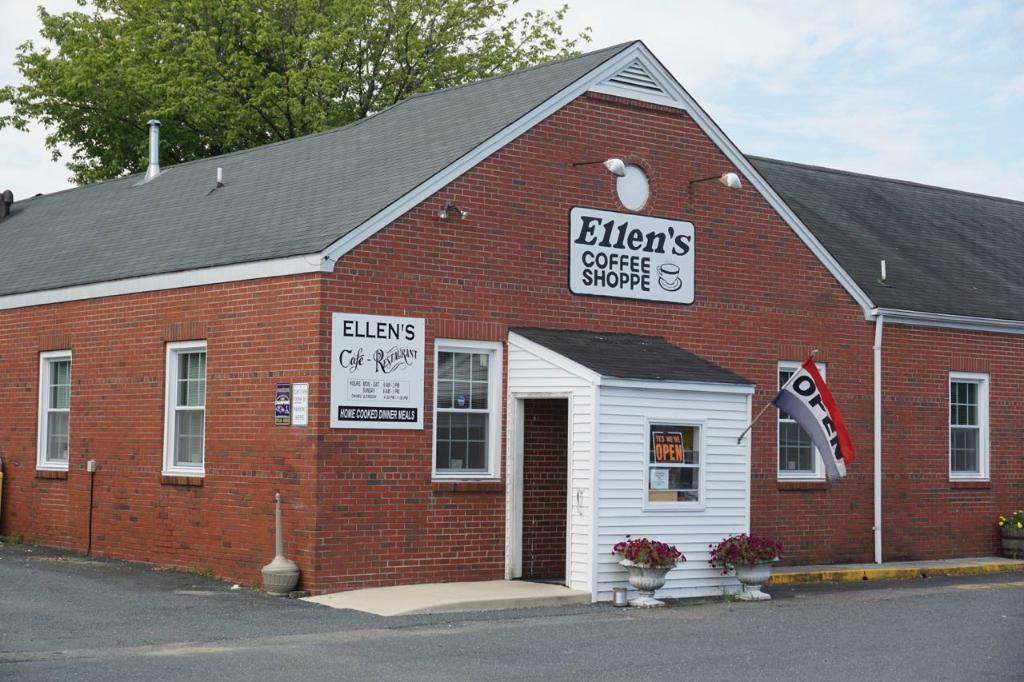 Ellen`s Coffee Shop & Family Restaurant